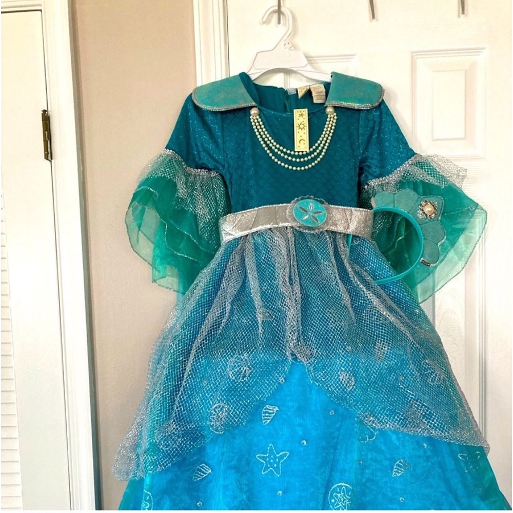 Elegant Queen of the Sea Costume (brand new)